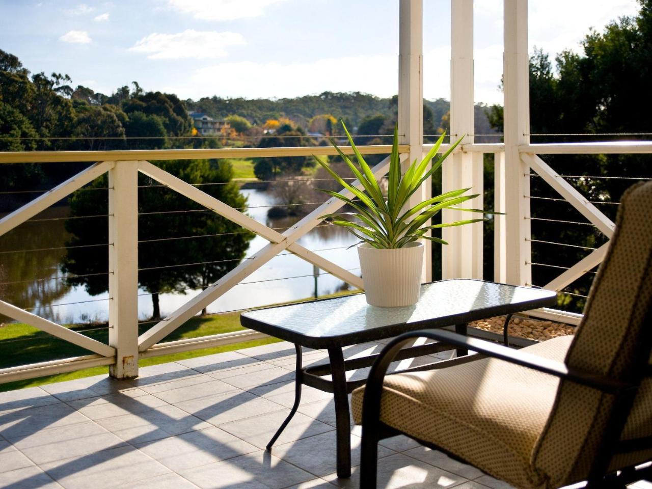 Lakeside Suites 1 Daylesford Exterior photo